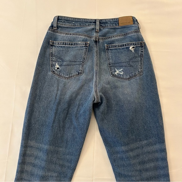 ✖️SOLD✖️ American Eagle Ripped Mom Jeans Size 0 Regular - Picture 8 of 13